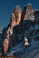 Rocce a strapiombo sul 435